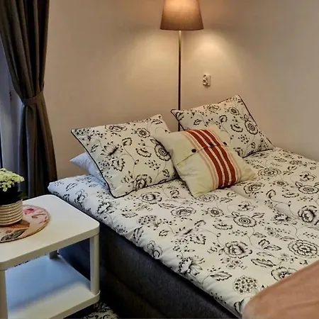 Zachodni Z Balkonem 4 Osoby * Warszawa